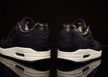 Just Dropped – Nike Air Max 1 "Stingray"