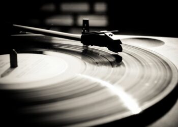 Vinyl Sales Hit an 18-Year High